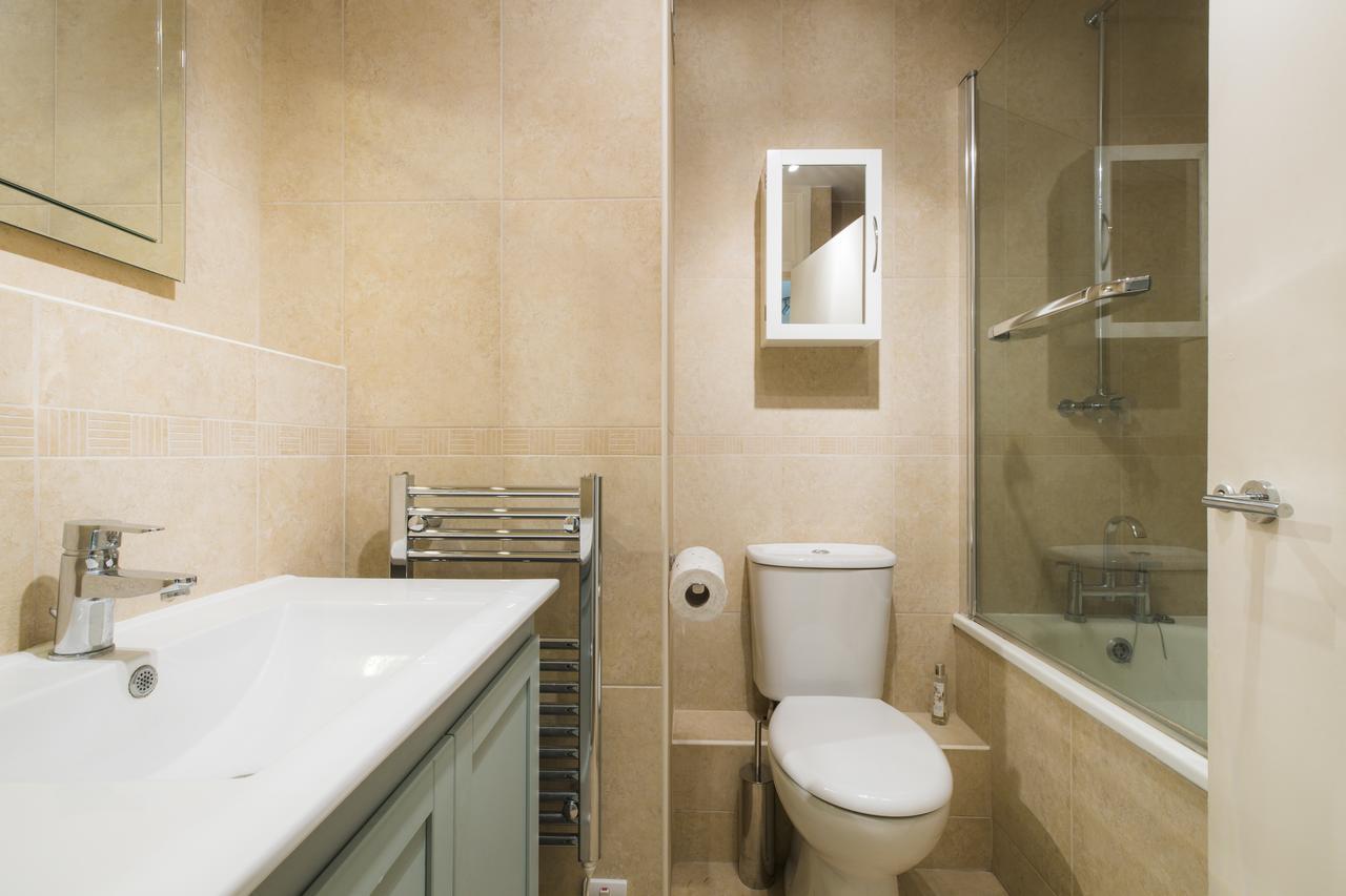 Appartamento Sublime Flat With Thames View Londra Esterno foto