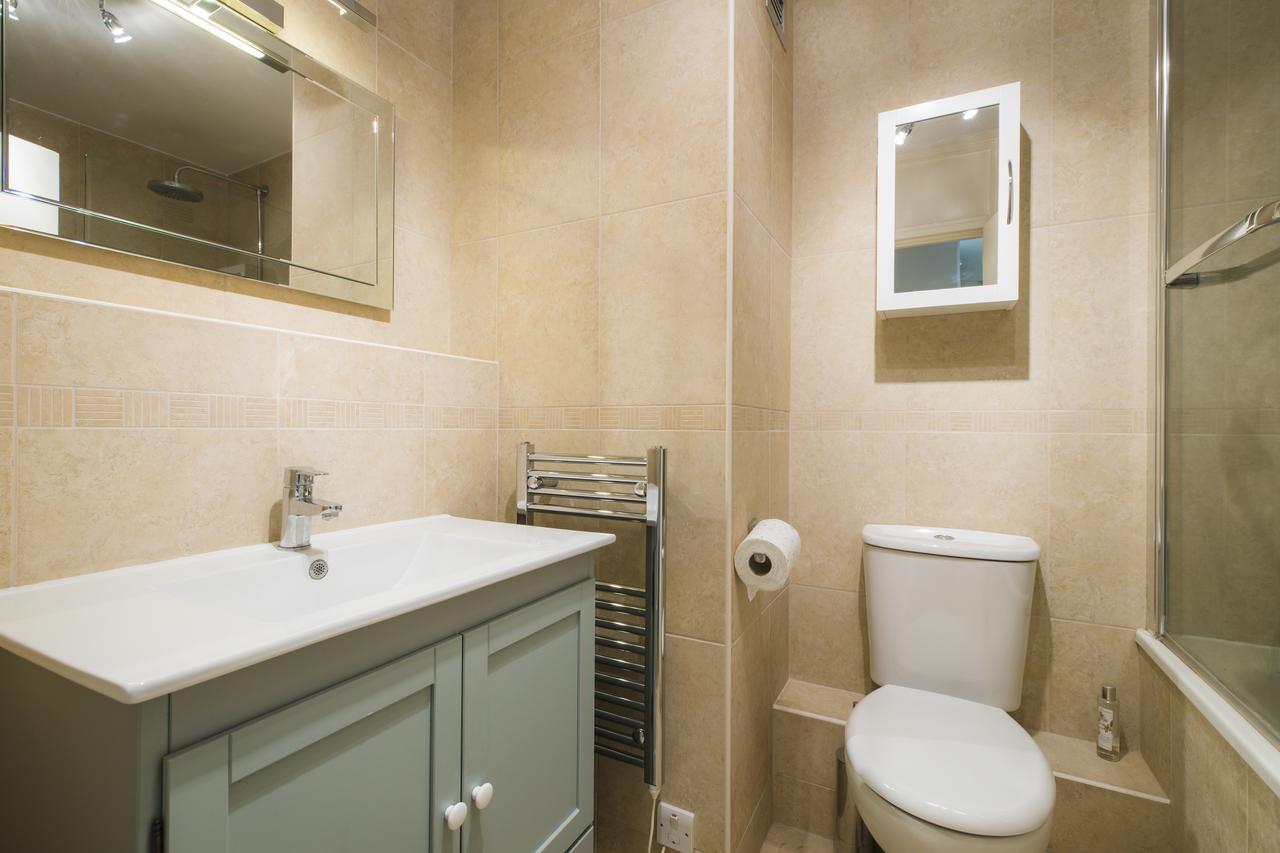 Appartamento Sublime Flat With Thames View Londra Esterno foto